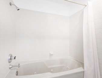 Howard Johnson Missoula Room photo